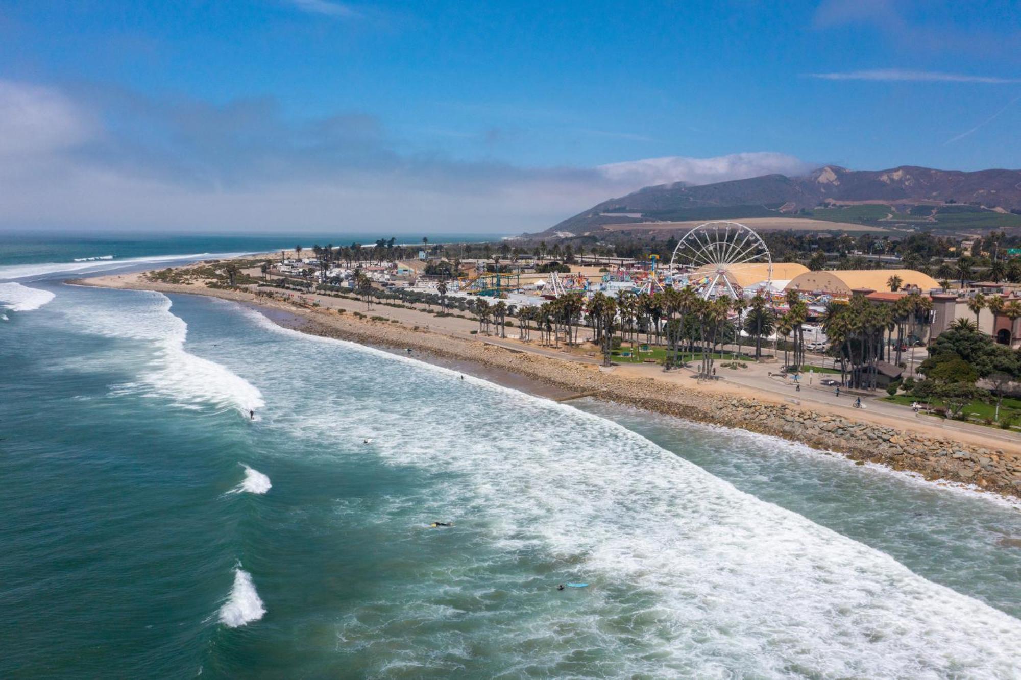 Crowne Plaza Ventura Beach By Ihg Eksteriør bilde