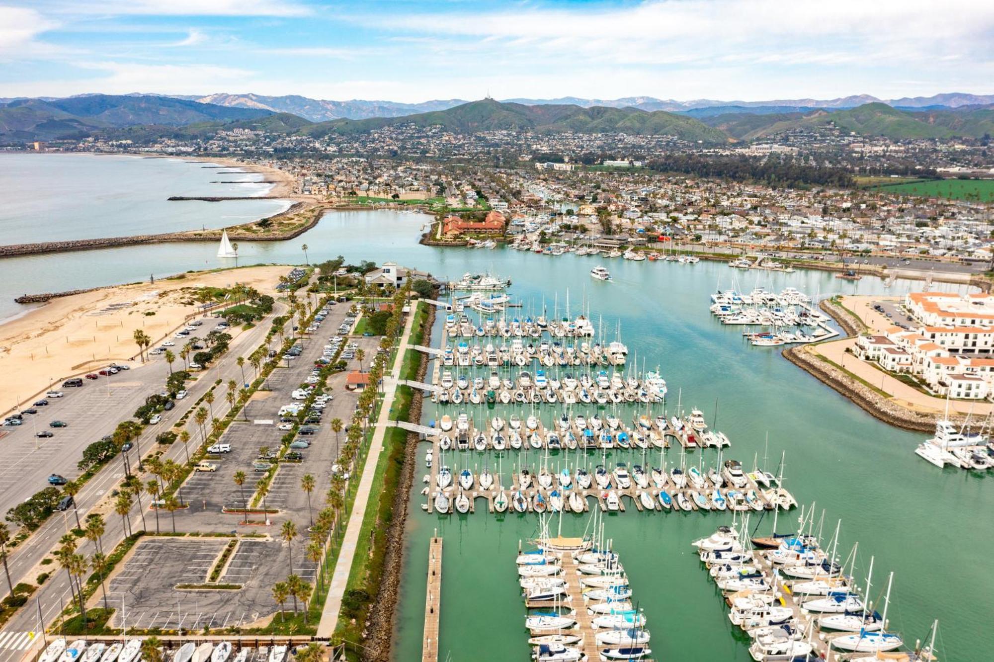 Crowne Plaza Ventura Beach By Ihg Eksteriør bilde